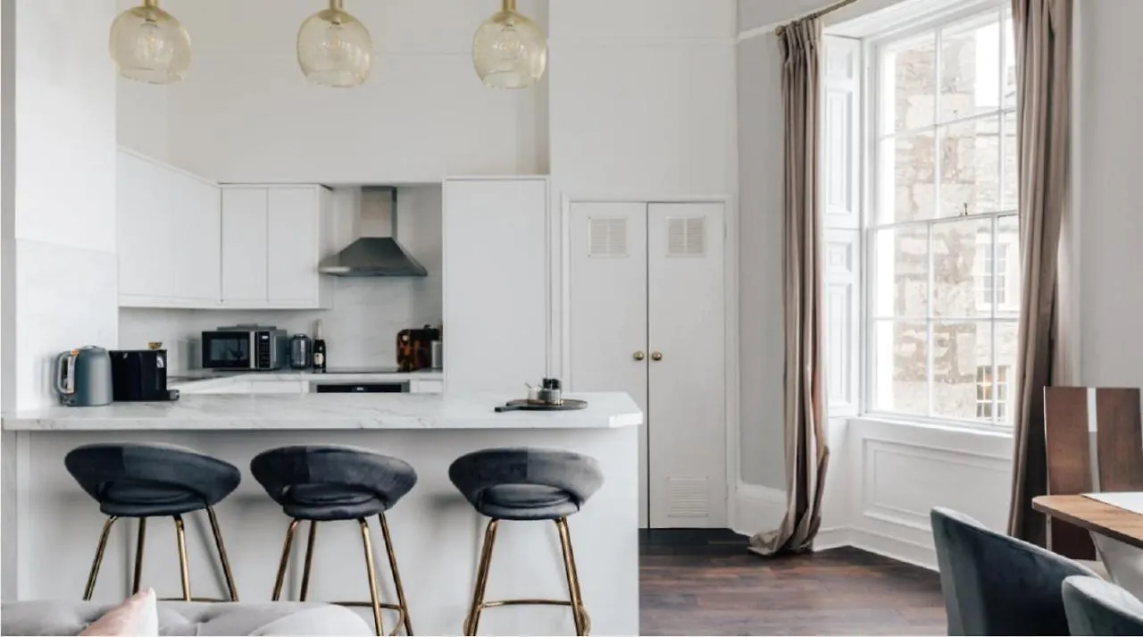 The Portland Apartment - Georgian Building With Parking Bath United Kingdom
